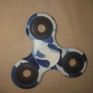 Single fidget spinner